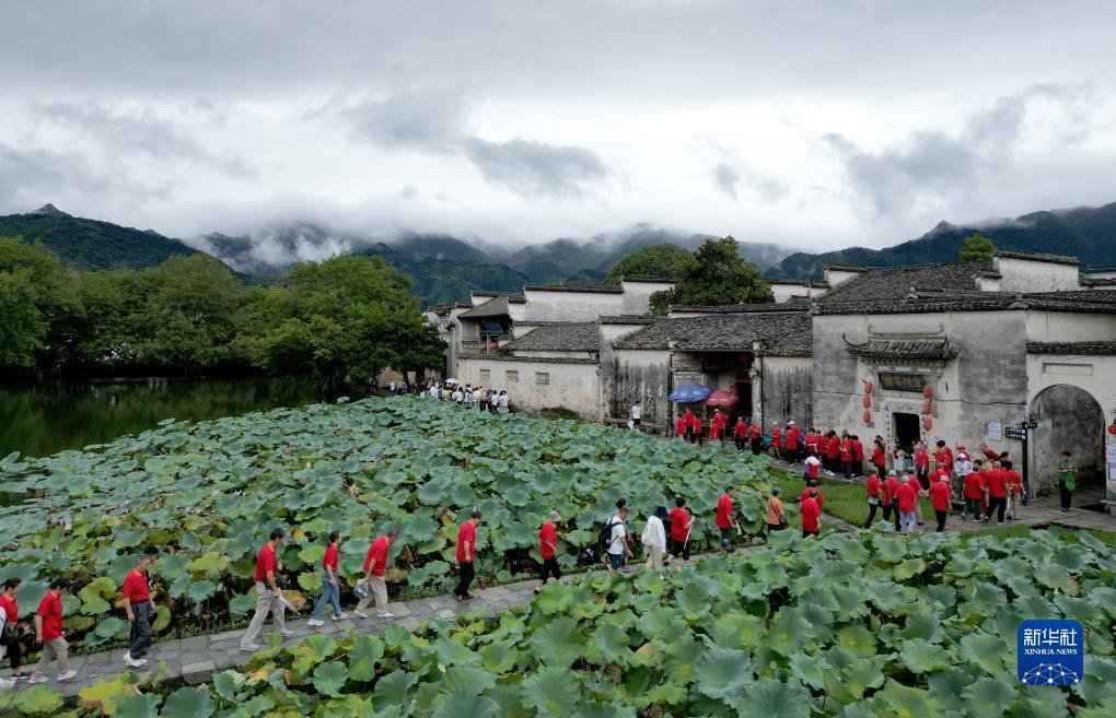 免费炸三张金花游戏